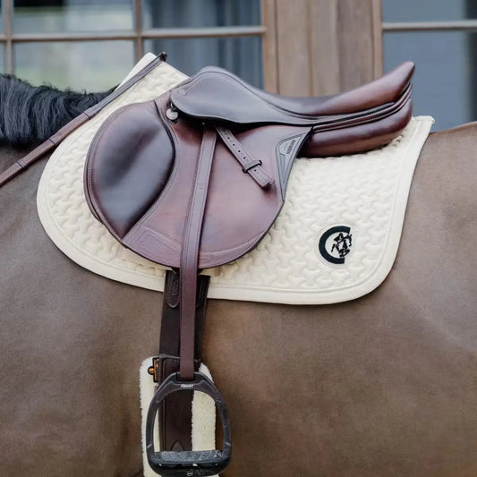 Jumping Saddle Pad Plaited 3D Logo Kentucky - Nellas Horsewear